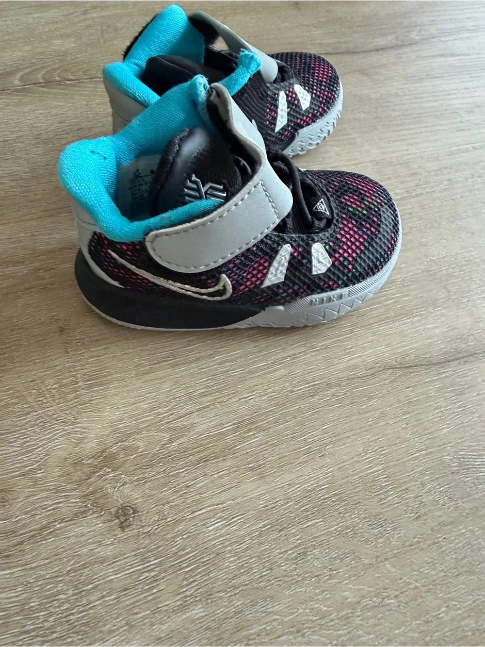 Nike Kyrie 7 SZ 3c Sneakers